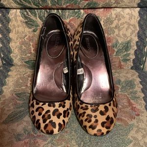 Target calf hair pumps